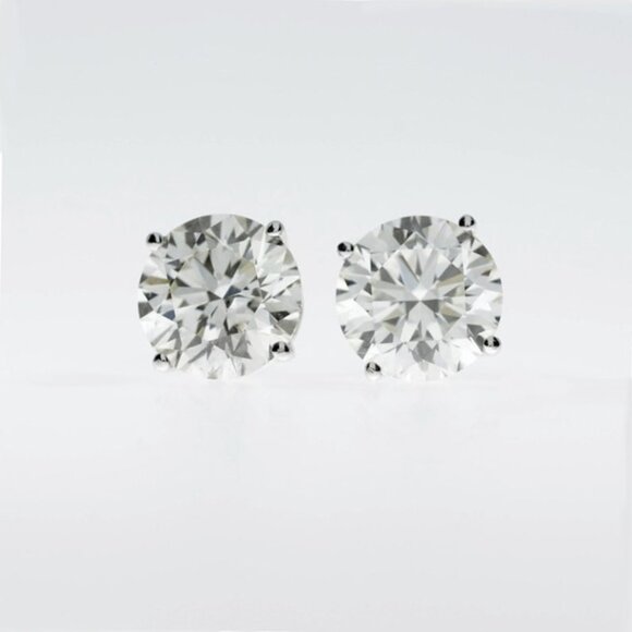 18Kt Gold 4.80 Ct IGI Certified Lab Grown Diamond Studs Earrings - Picture 5 of 6